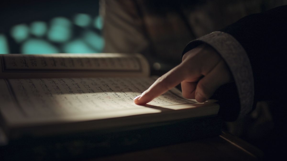 Informal notes for a tafsir class on Surat al-Muddaththir