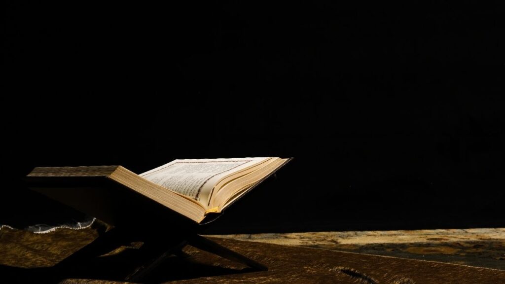 Informal notes for a tafsir class on Surat al-Muzzammil