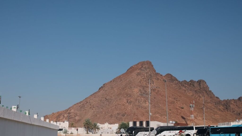 Lessons from the Battles of Badr and Uhud