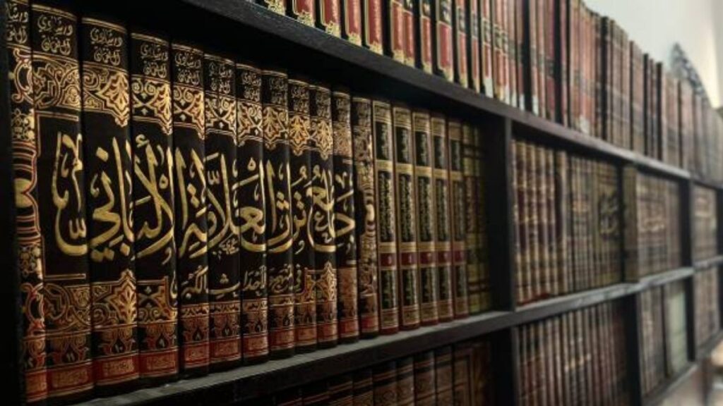 The Meaning of al-Shādh and al-Munkar