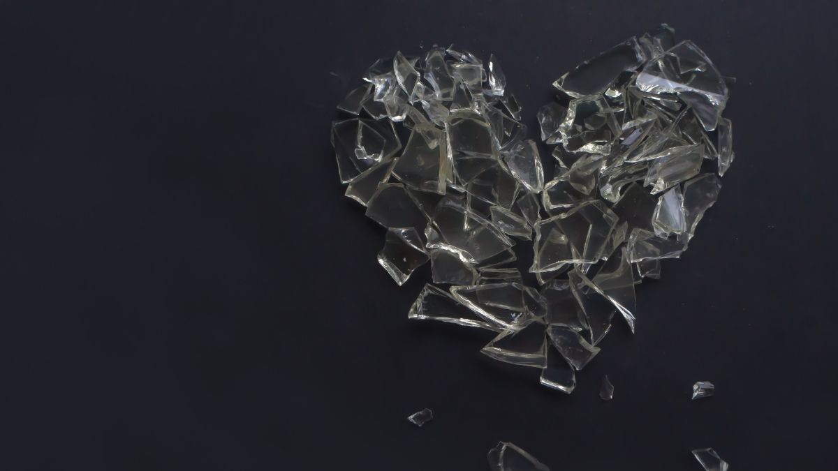 Reminder: My heart is scattered across a thousand roads