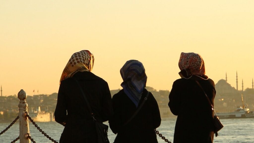 What should the Muslims’ response be