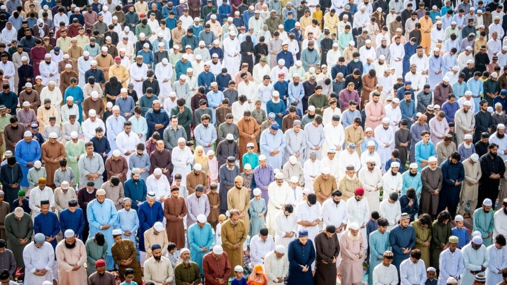 Two questions regarding congregational prayer